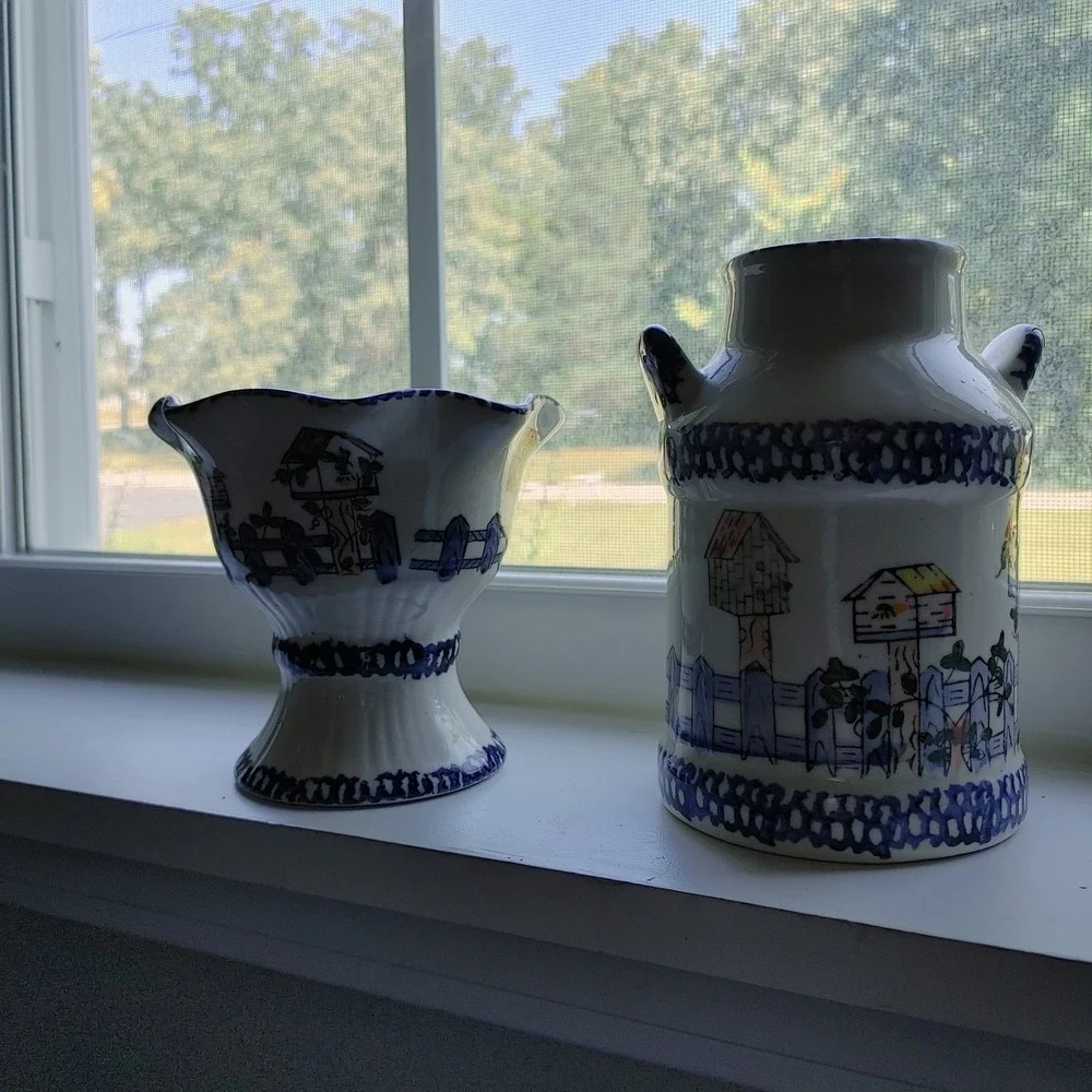 Cottage Vtg Style Ceramic Birdhouse Milk Jug and Ruffled Pedestal Vase Decor Set